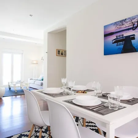Joivy Joyful 2br With Terrace Nearby Sao Bento Palace Apartmán