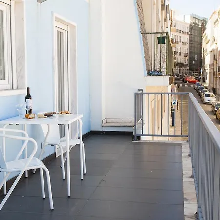 Joivy Joyful 2br With Terrace Nearby Sao Bento Palace Apartmán Lisboa