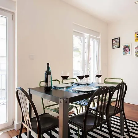 Guestready - Chic Flat Near Estrela Garden شقة